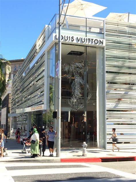 louis vuitton beverly hills.